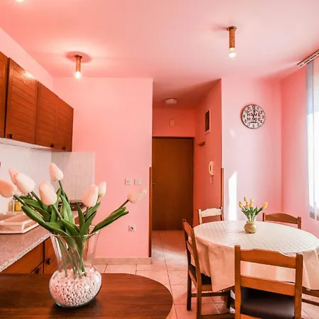Apartments With Parking Space Medulin - 27688 メドゥリン